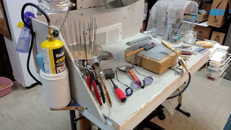 First flameworking bench, propelene as fuel on a hothead torch